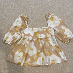 Floral Puffed Sleeve Blouse